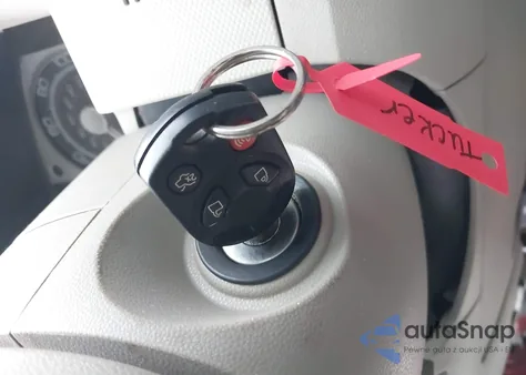 2008 Mercury Mariner V6 from USA, damaged, VIN 4M2CU91118KJ10501